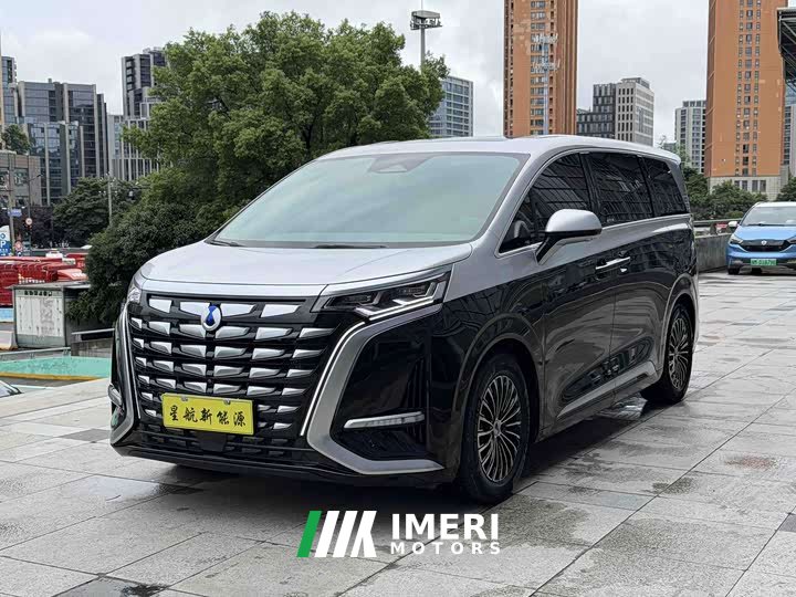 Denza D9 DM-i 980 four-wheel drive flagship - автомобиль из Китая