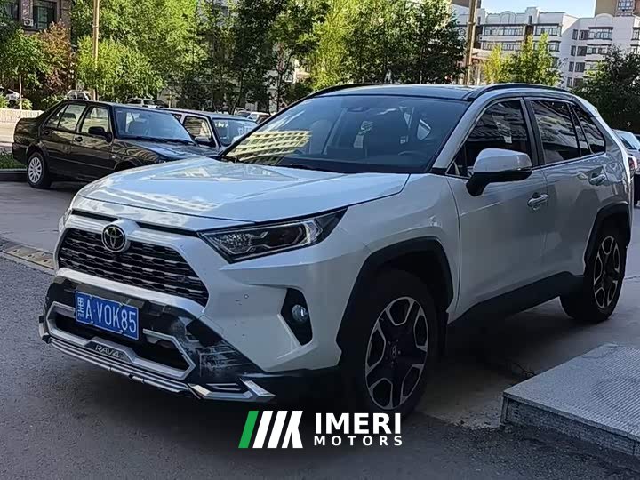 Toyota RAV4 Rongfang 2.0L CVT four-wheel drive premium version - автомобиль из Китая