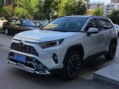 Toyota RAV4 Rongfang 2.0L CVT four-wheel drive premium version - фото 1