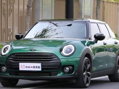 MINI CLUBMAN facelift 1.5T COOPER connoisseur - фото 1