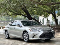 Lexus ES 200 Excellence Edition - фото 2