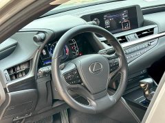 Lexus ES 200 Excellence Edition - фото 8