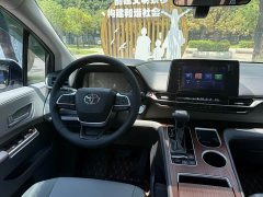 Toyota SIENNA 2.5L Hybrid Comfort Edition - фото 12