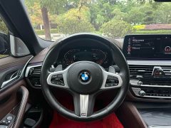 BMW 5 Series 2022 530Li Leading M Sports Package - фото 13