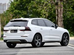 Volvo XC60 T5 four-wheel drive Zhiyuan Sport Edition - фото 12