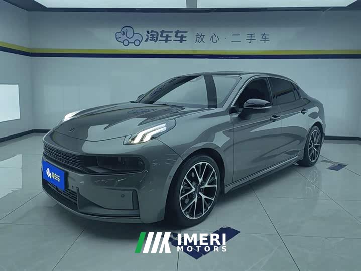 Lynk & Co 03 2.0TD Automatic Pro - автомобиль из Китая