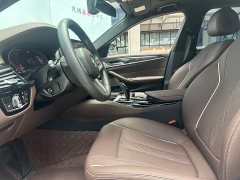 BMW 5 Series 2022 525Li M Sports Package - фото 4