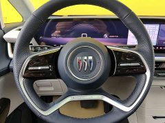 Lynk & Co Century 2.0T four-seater private version - фото 12
