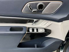 Lynk & Co Century 2.0T four-seater private version - фото 5