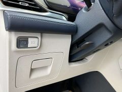 Lynk & Co Century 2.0T four-seater private version - фото 6