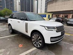 Land Rover Range Rover 2024 3.0 L6 400PS SV Autobiography Long Wheelbase 4-Seater - фото 3