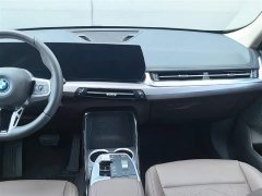 BMW iX1 eDrive25L M Sports Package - фото 10