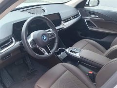 BMW iX1 eDrive25L M Sports Package - фото 9