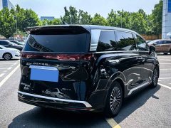 Denza D9 DM-i 980 four-wheel drive flagship - фото 9