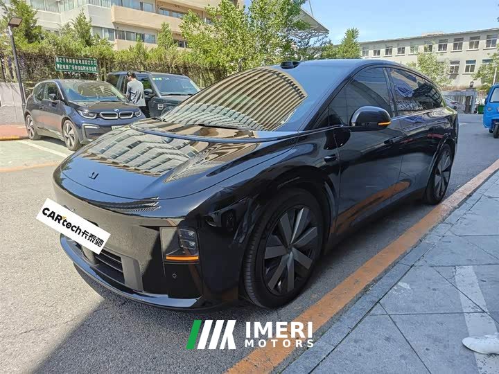 Li Auto Ideal i6 four-wheel drive standard version - автомобиль из Китая
