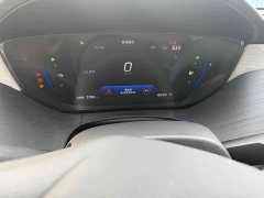 Lynk & Co Weilan 6 2020 Plug-in Hybrid Internet Fashion - фото 11