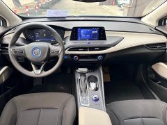 Lynk & Co Weilan 6 plug-in hybrid interconnected fashion - фото 14