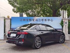 BMW 5 Series (Imported) 2024 530i Leading M Sports Package - фото 4