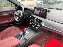 BMW 5 Series 530Li Leading M Sports Package - фото 6