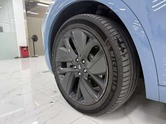 Li Auto Ideal L9 Max - фото 6