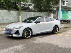 Changan UNI-V 1.5T Smart Pilot Edition - фото 1