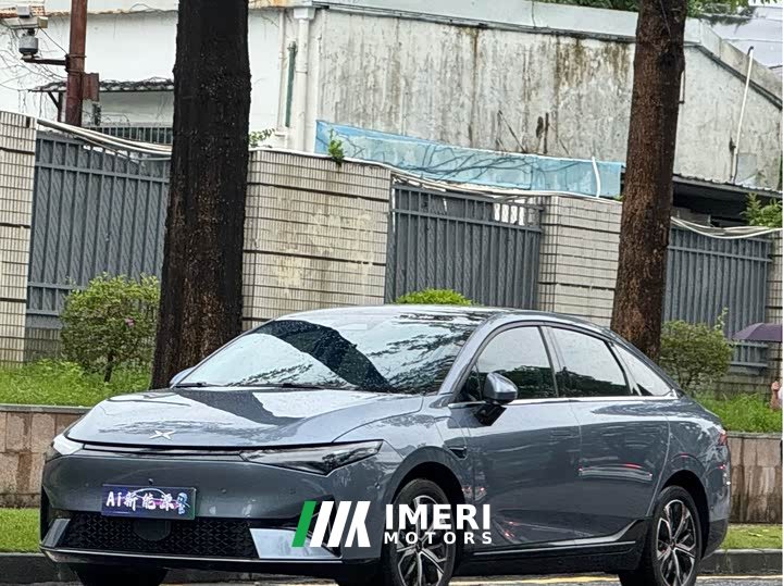 Xpeng P5 2021 550E - автомобиль из Китая
