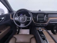 Volvo XC60 B5 four-wheel drive Zhiyuan luxury version - фото 12