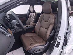 Volvo XC60 B5 four-wheel drive Zhiyuan luxury version - фото 19