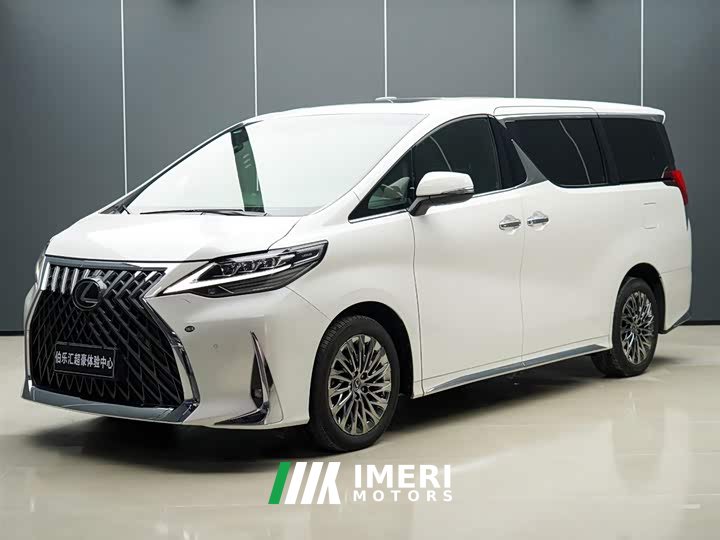 Lexus LM 2023 350 four-seat version - автомобиль из Китая