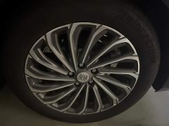 Buick LaCrosse 2026 28T Platinum Edition - фото 4