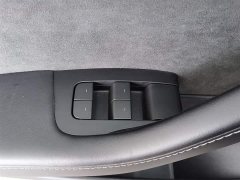 Tesla Model 3 2022 rear-wheel drive version - фото 9