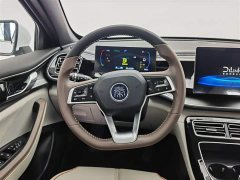 BYD Qin PLUS Champion Edition DM-i 55KM Transcendent Type - фото 11