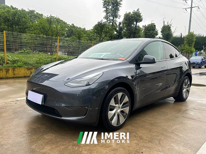 Tesla Model Y facelift, long-range all-wheel drive version - автомобиль из Китая