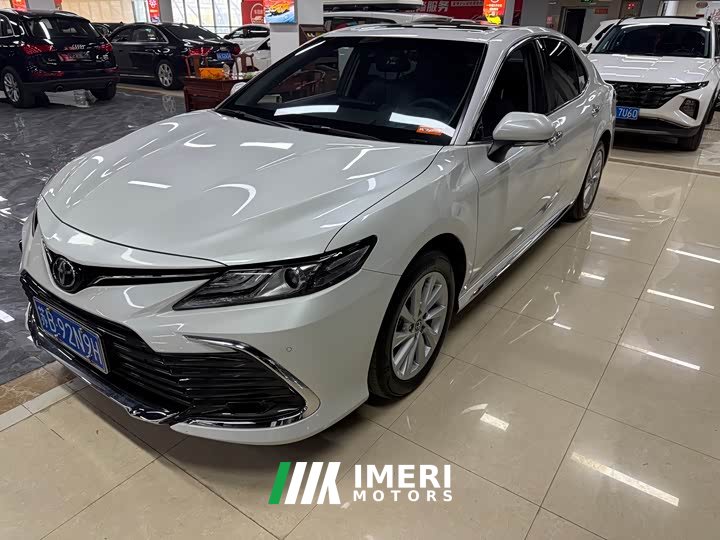Toyota Camry 2023 2.0G Deluxe Edition - автомобиль из Китая