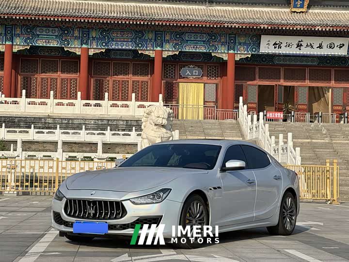 Maserati Ghibli 2.0T GT - автомобиль из Китая