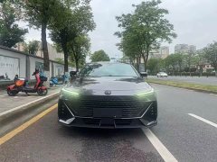 Changan UNI-V 2023 1.5T premium - фото 2
