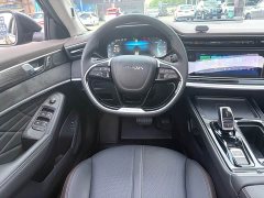 BMW Yixuan MAX 1.5T Super Hot Dad Edition - фото 18