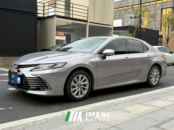 Toyota Camry 2.0GVP Leading Edition - автомобиль из Китая