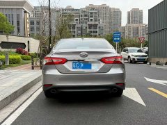 Toyota Camry 2.0GVP Leading Edition - фото 4
