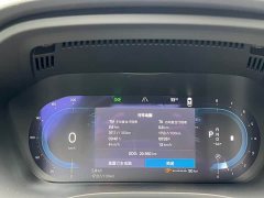 Volvo XC60 B5 four-wheel drive Zhiyi luxury version - фото 8
