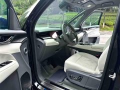 Zeekr 009 2024 seven-seat aisle version four-wheel drive 108kWh - фото 6