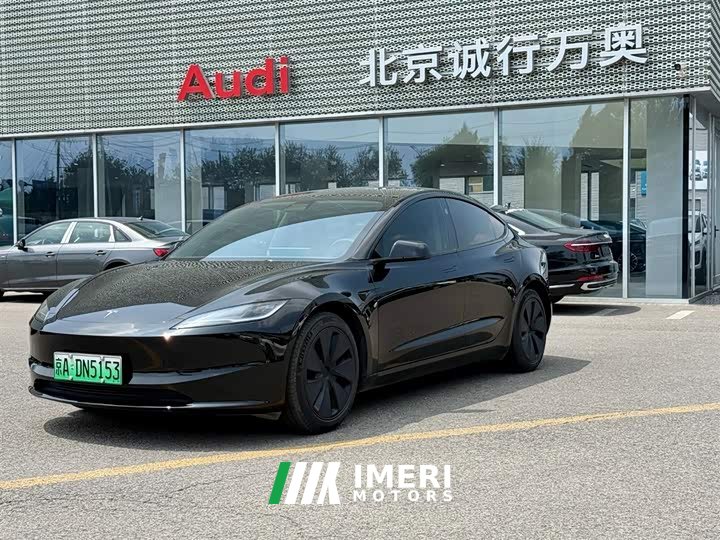 Tesla Model 3 long range all-wheel drive version - автомобиль из Китая