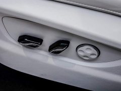VOYAH Dream PHEV 4WD Flagship Qiankun Edition - фото 14
