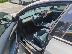 Tesla Model 3 rear-wheel drive version - фото 2