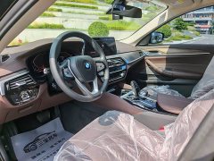 BMW 5 Series facelift 530Li leading luxury package - фото 8