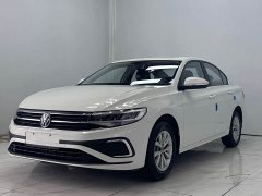 Volkswagen Bora 1.5L Automobile Limited Edition - фото 1