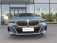 BMW 5 Series 2024 530Li Leading M Sports Package - фото 2