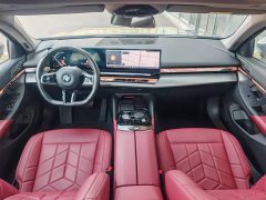 BMW 5 Series 2024 530Li Leading M Sports Package - фото 6