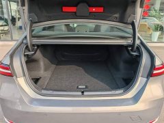 BMW i5 2024 eDrive 35L Exclusive Luxury Package - фото 13