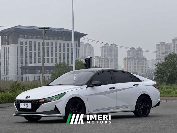 Lynk & Co Elantra 2022 1.5L CVT 20th anniversary - автомобиль из Китая